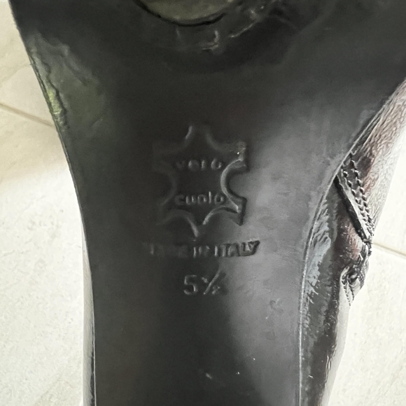 Vero Cuoio Black Leather Booties Size 5 1/2 - Picture 3 of 3